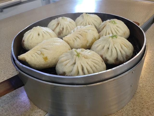 在哈爾濱旅游三天，主要想品嘗美食，有人能推薦一下路線嗎？