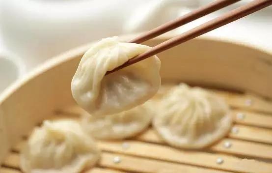 上海有哪些著名的小吃？有什么推薦嗎？
