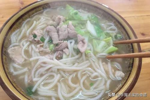 江西美食小吃，聽的最多的是炒米粉、拌米粉，還有什么特色美食推薦嗎？